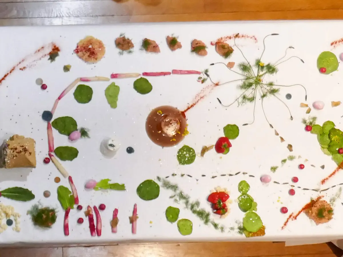 Performance culinaire par Lei Saïto
