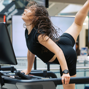 « Performe mon corps » de Léa Deschaintres / SAN.TOOR au Festival Jogging !