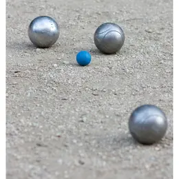 Pétanque en famille