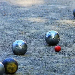 Pétanque et soirée dansante
