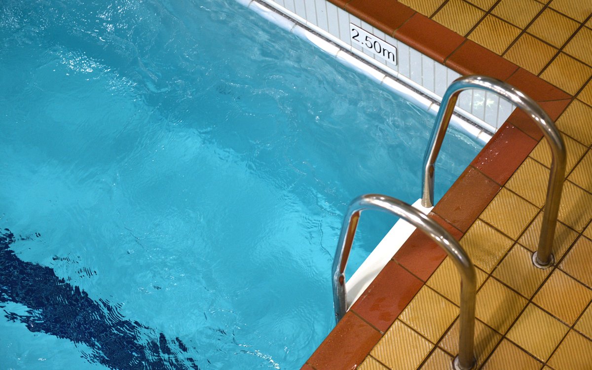Le bassin de la piscine des Amiraux