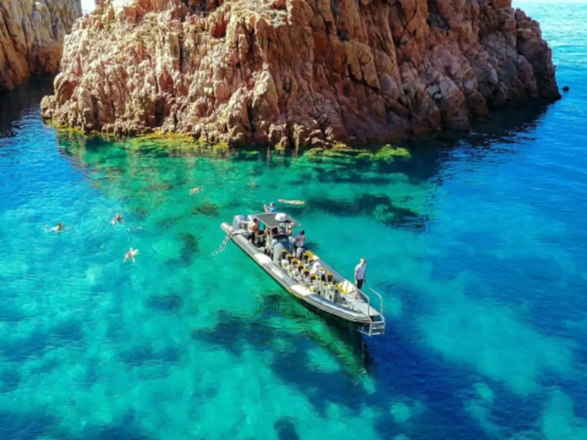 Piana & la réserve de Scandola en bateau depuis Porticcio