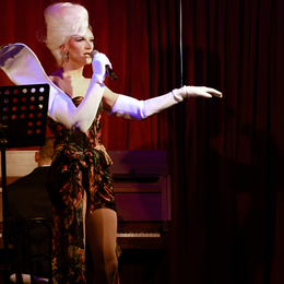 Piano Drag : Hot GHOUL Summer