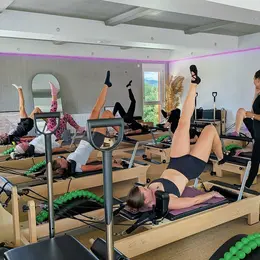 Pilates Reformer : la tendance fitness qui a en réalité plus de 100 ans