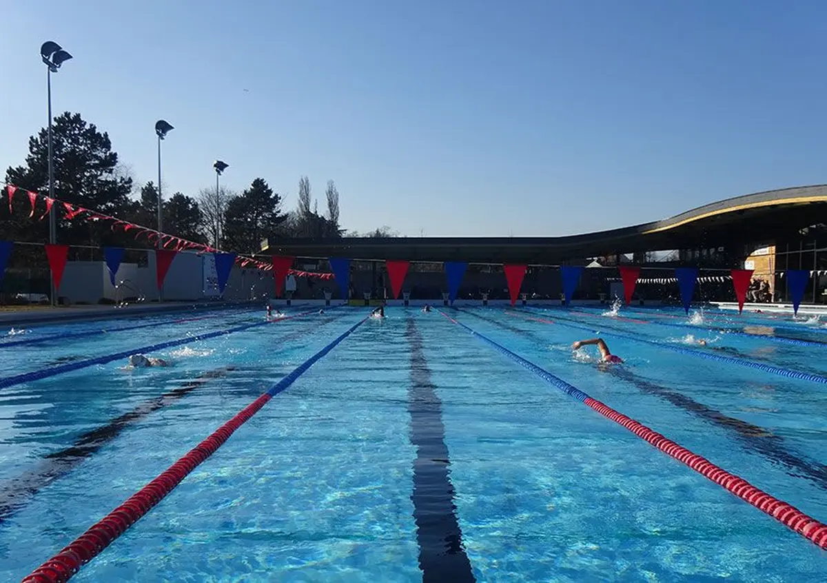 Vue du bassin extérieur 