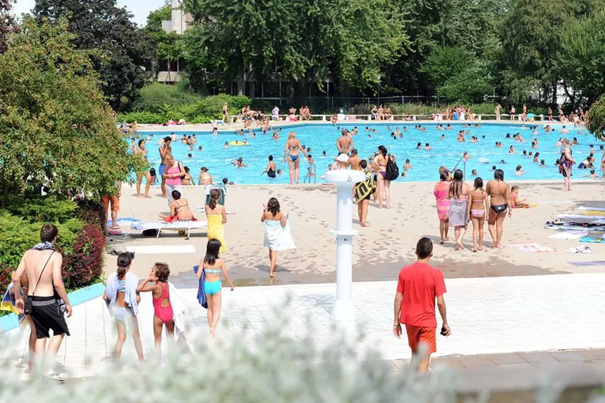 Le bassin familial est idéal pour les petits et les grands ! 