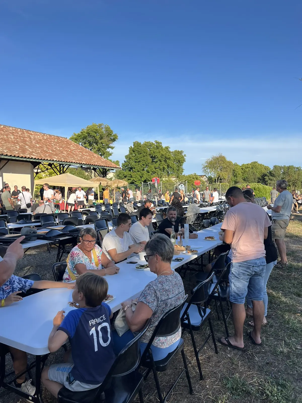 Place Au Terroir - Campagnan