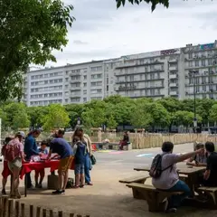 Place de la Petite-Hollande