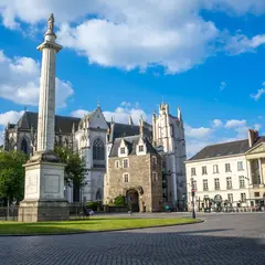 Place Maréchal-Foch à Nantes
