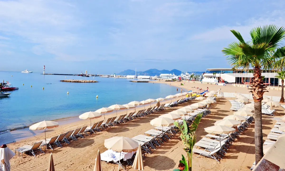 Plage du Palais des Festivals