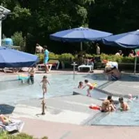 PLUB : l'été des piscines en plein air – la piscine couverte est fermée pour cause de travaux DR