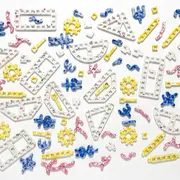 Pochette surprissse - des designers et des jouets