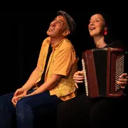 Poète en cavale, HK et Claire Bernardot