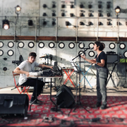 Poignée de main bien le cœur...