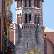 Point de départ des visites gastronomiques (Place Victor Hugo)