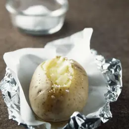 Pommes de terre cendrées au fromage blanc