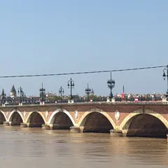 Pont de Pierre