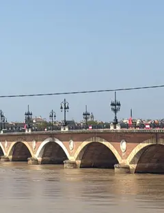 Pont de Pierre