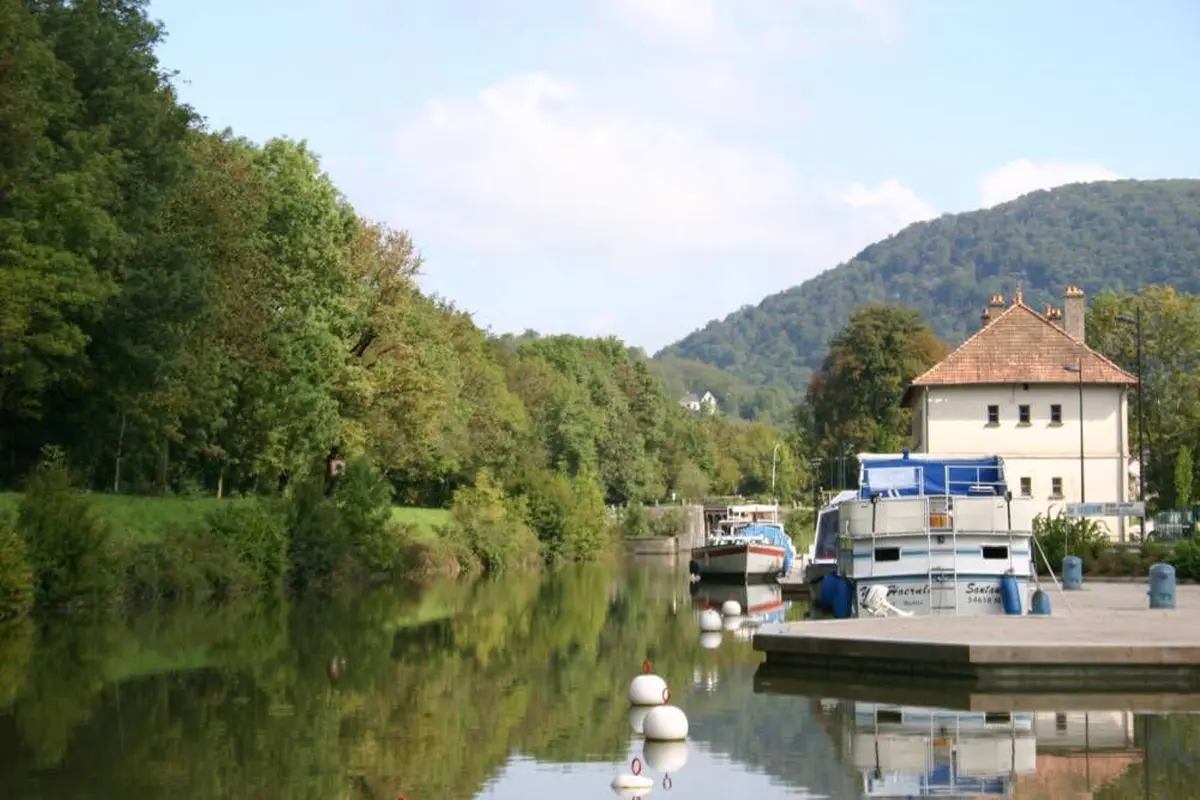 Port fluvial de Baume-les-Dames