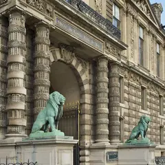 Porte des Lions du Louvre - Paris