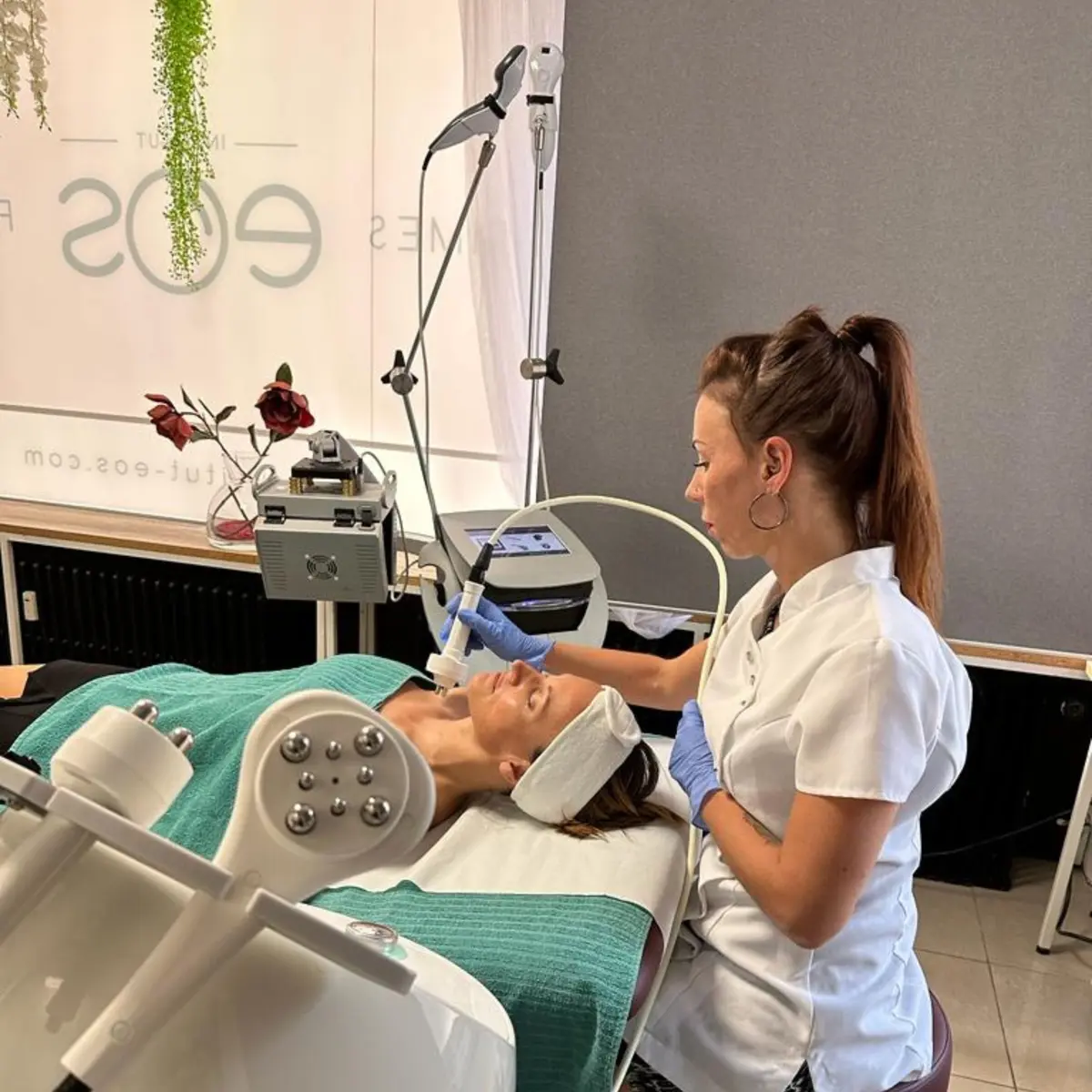 Divers soins sont proposés par l'Institut EOS