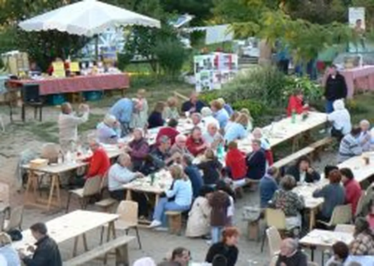 Portes ouvertes marché gourmand à la fromagerie Les Paturins