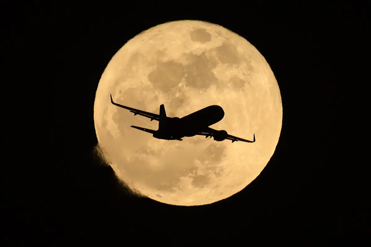 Pour voir l’éclipse du 12 août, cet avion va décoller spécialement pour « poursuivre » l’ombre de la Lune