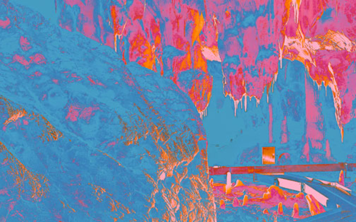 Présentation de l'ouvrage « Atlas de la grotte Chauvet-Pont d'Arc »