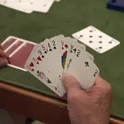 Présentation des activités du mois de Mars de l'association Arès Bridge Club