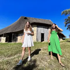 Présentation du chantier et ateliers autour de l'ensemble rural de la grange ovalaire de Saint-Eloy-les-Tuileries