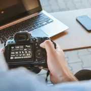 Prise en main d'un réflex dans un studio professionnel Paris 17e