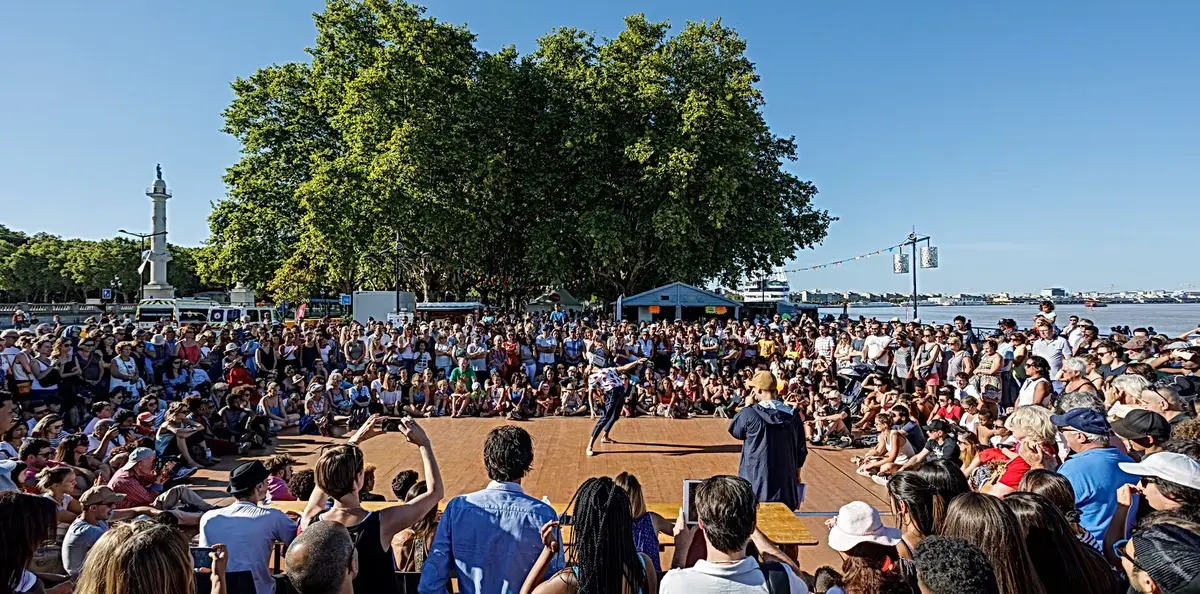 Programme de Dansons sur les Quais 2026 &agrave; Bordeaux : salsa, rock, tango et bien plus sur les bords de Garonne