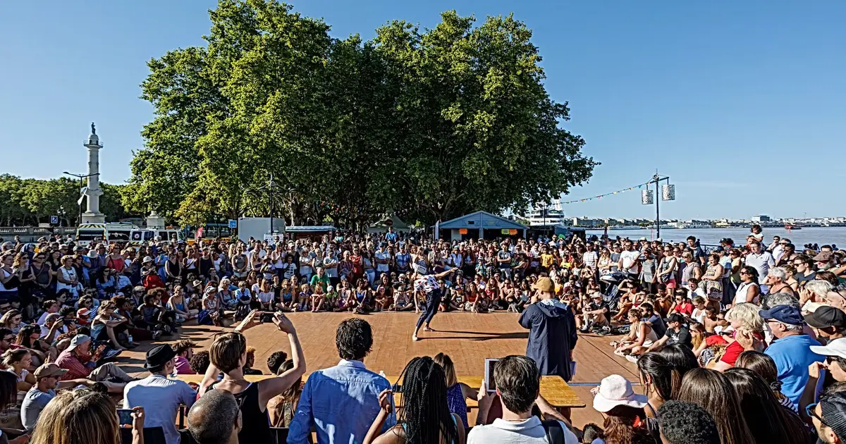 Programme de Dansons sur les Quais 2026 à Bordeaux : salsa, rock, tango et bien plus sur les bords de Garonne