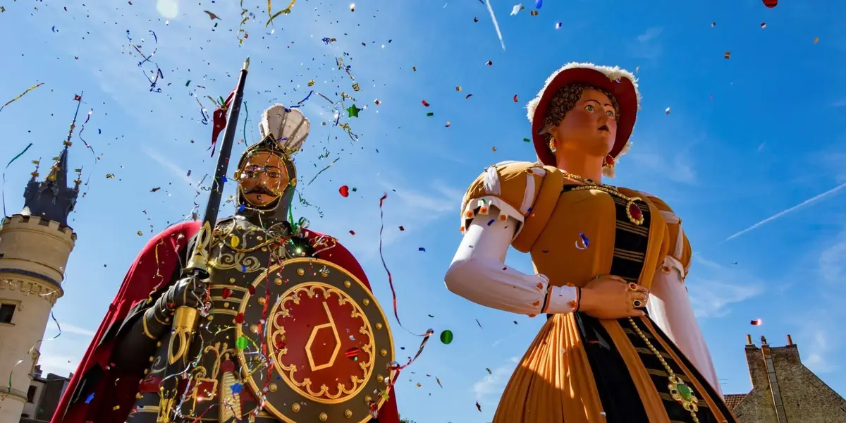 Programme des F&ecirc;tes de Gayant de Douai 2026 : cort&egrave;ges, animations et f&ecirc;te foraine