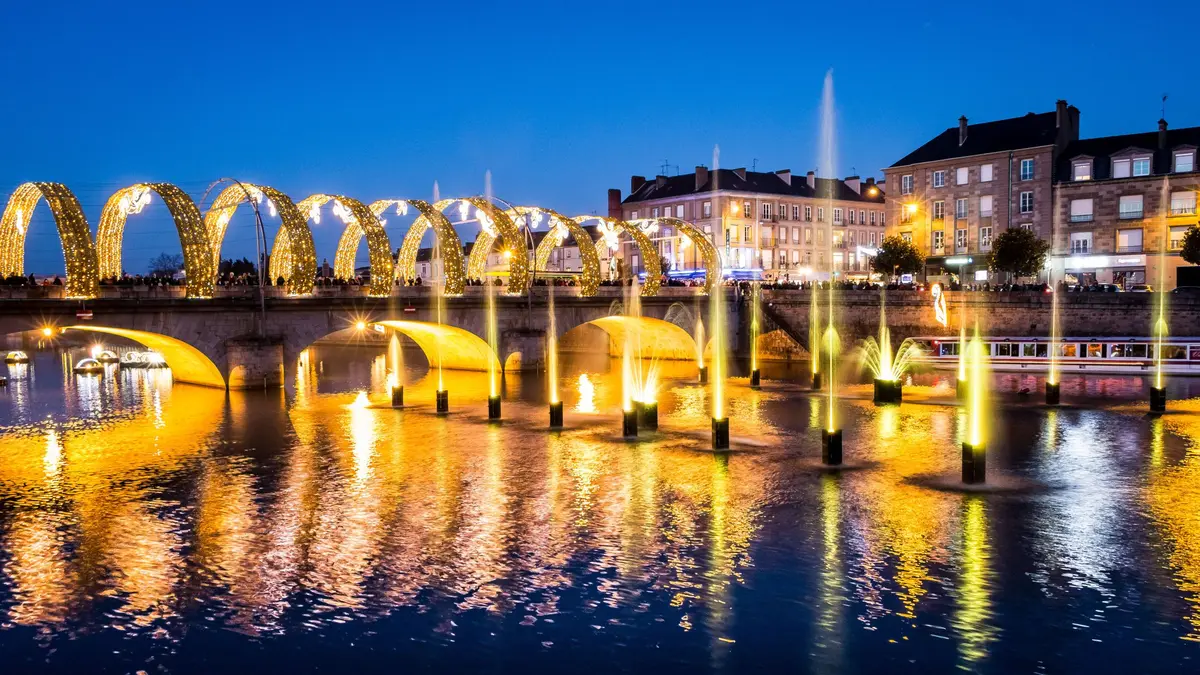 Programme des Lumi&egrave;res de Laval 2026 : croisi&egrave;res, march&eacute;s de No&euml;l et illuminations au c&oelig;ur de la ville