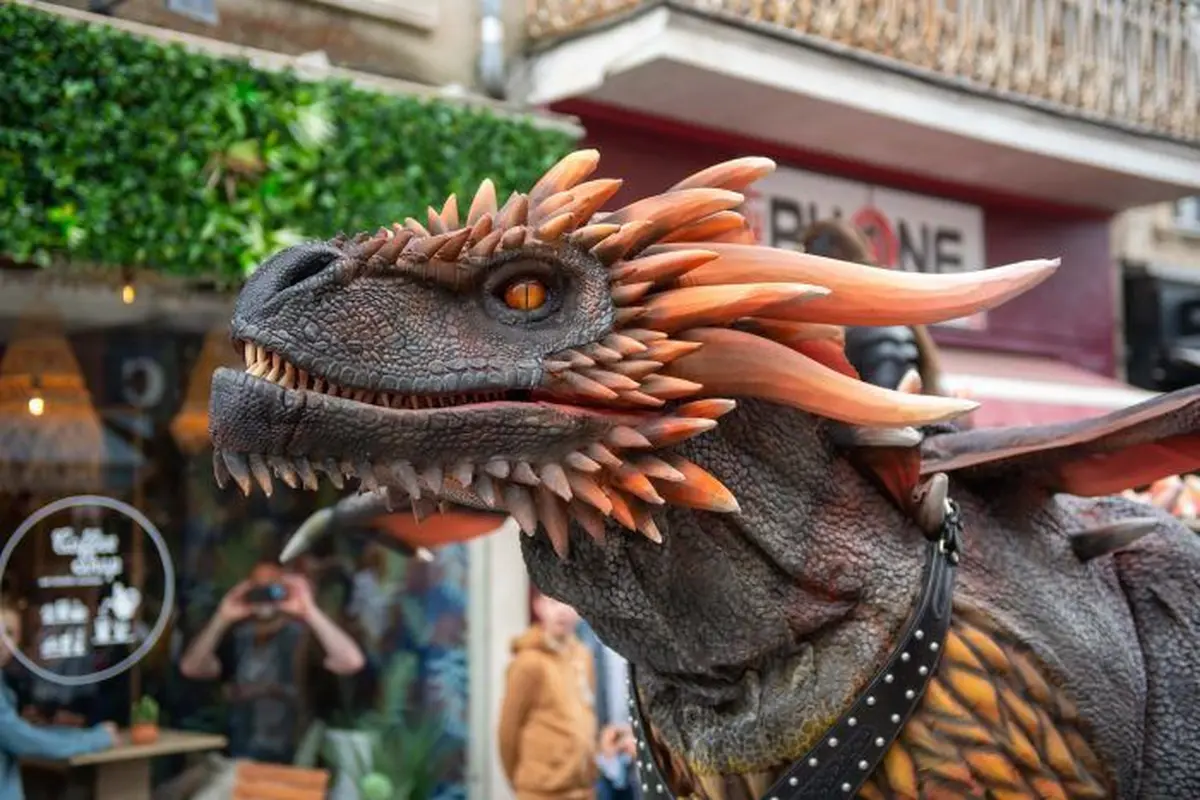Programme des M&eacute;di&eacute;vales de Bayeux 2026 : trois jours de f&ecirc;te m&eacute;di&eacute;vale dans le centre historique