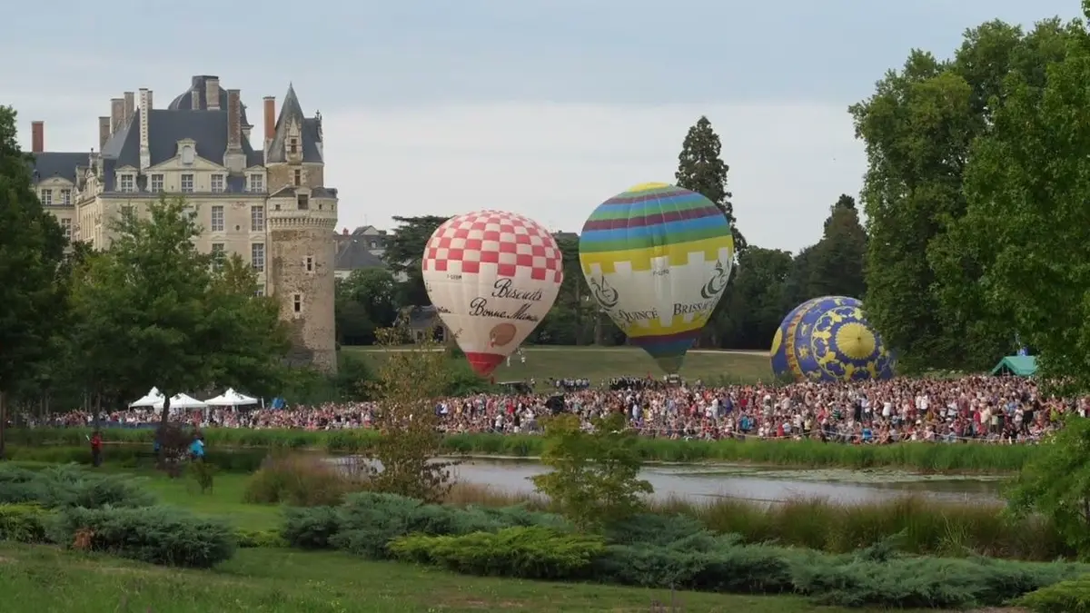 Programme des Montgolfiades du Ch&acirc;teau de Brissac 2026 