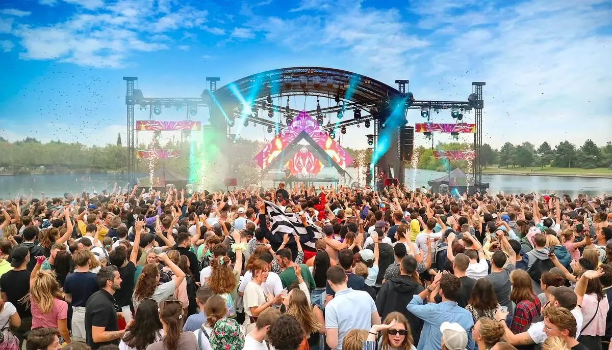 Programme du Festival Plein Air de Douai : les artistes et les scènes de l'édition 2026