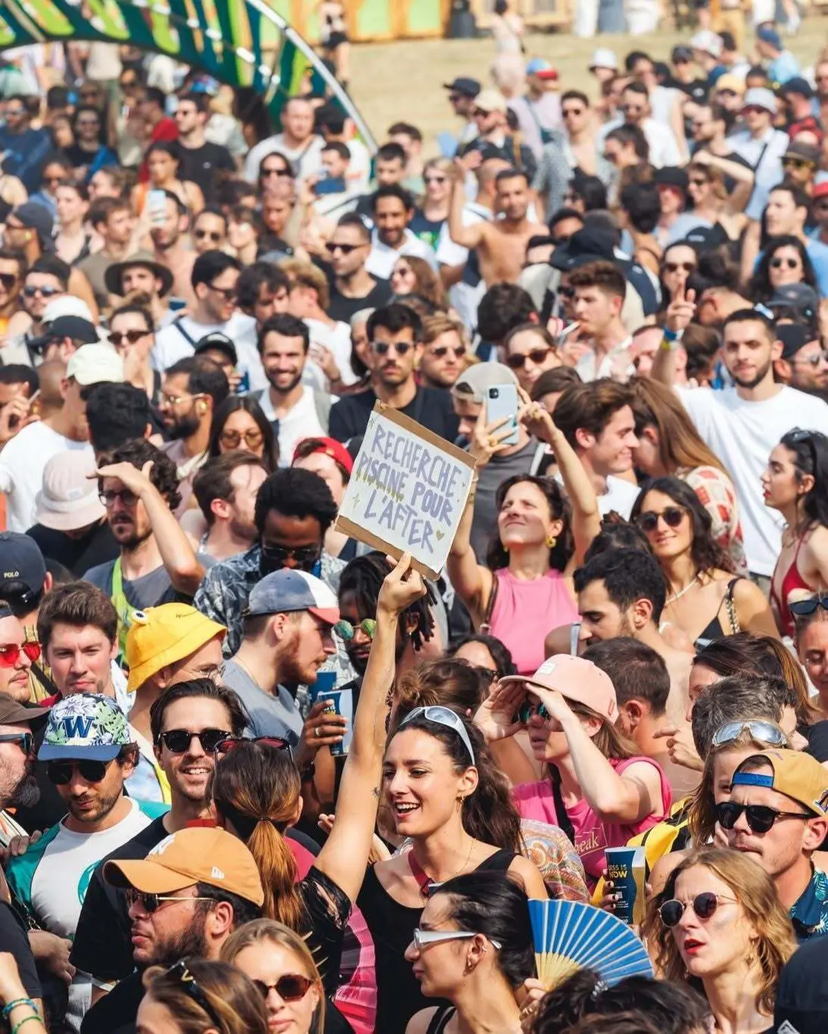 Les 10 et 11 juillet 2026, l'Hippodrome Paris-Vincennes accueille plus de 30 artistes pour le Peacock Festival 