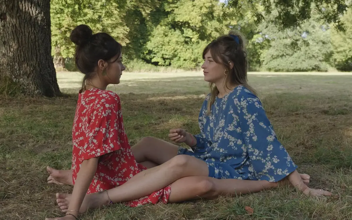 Projection & échanges autour de Sœurs, journal d'une reconstruction