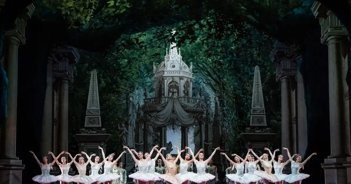 Projection "Le songe d’une nuit d’été"