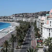 Promenade des Anglais de Nice &copy; Courrier International