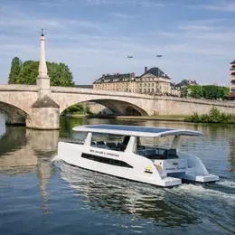 Promenade en catamaran solaire | Immersion au coeur de la batellerie