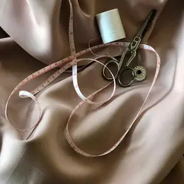 Puces couturières , des arts du fil et des loisirs créatifs