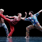 Quintett / Trio / Enemy in the Figure du Ballet de l'Opéra national du Rhin – William Forsythe