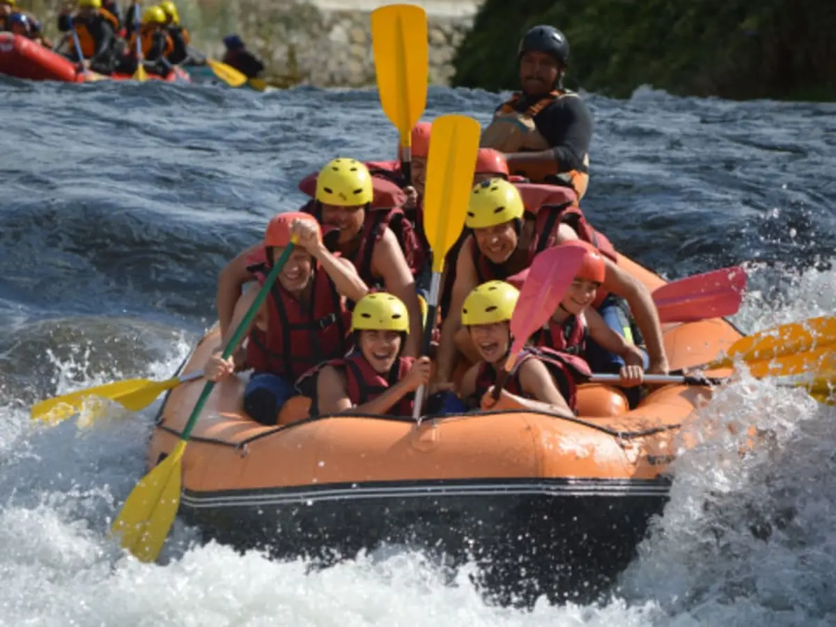 Rafting à Saint-Béat : descente intermédiaire sur le Rio Garona