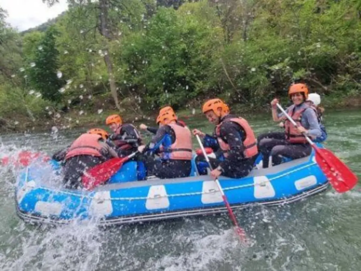 Rafting dans les gorges du Tarn près de Millau (48)