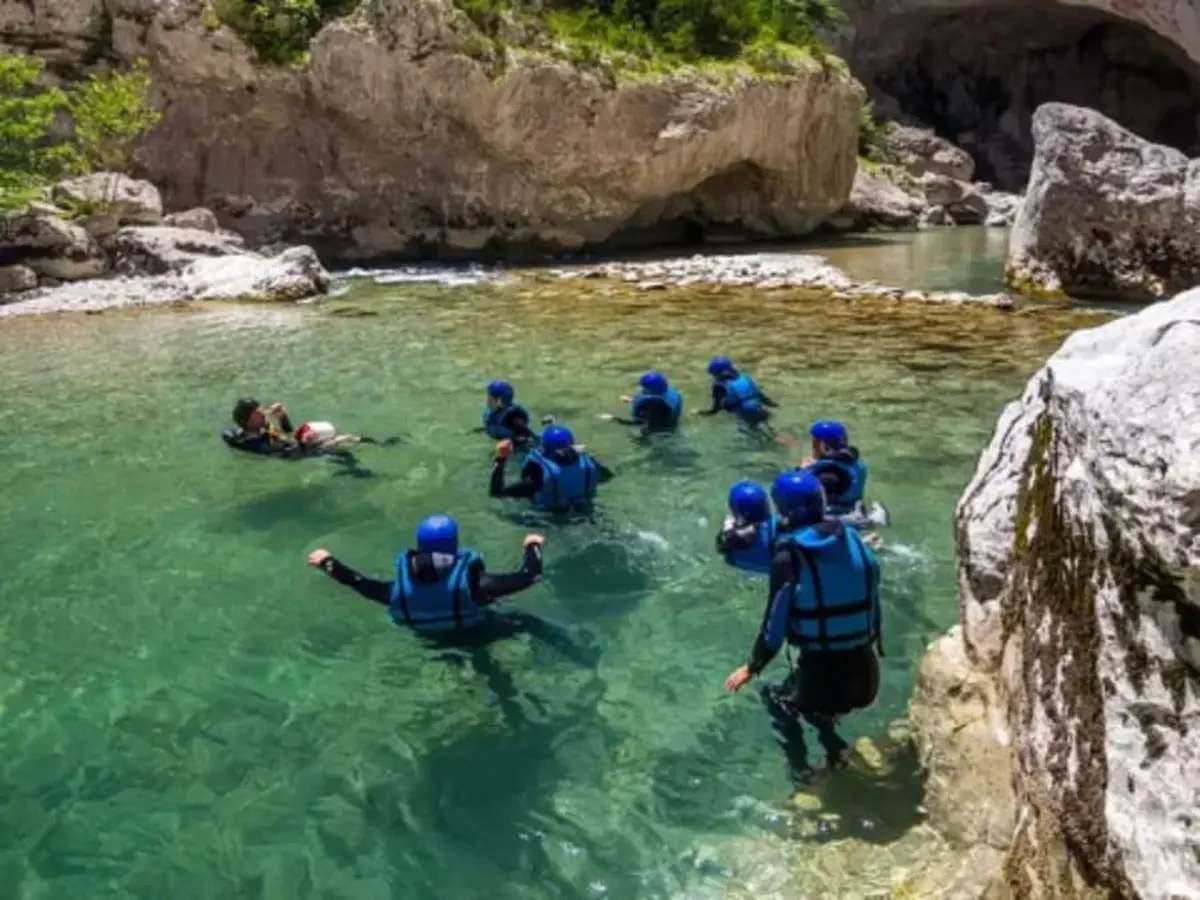 Randonnée aquatique dans le couloir Samson au Verdon (04)