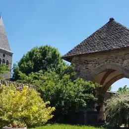 Randonnée dans la fraîcheur du matin Gramond-Boussac