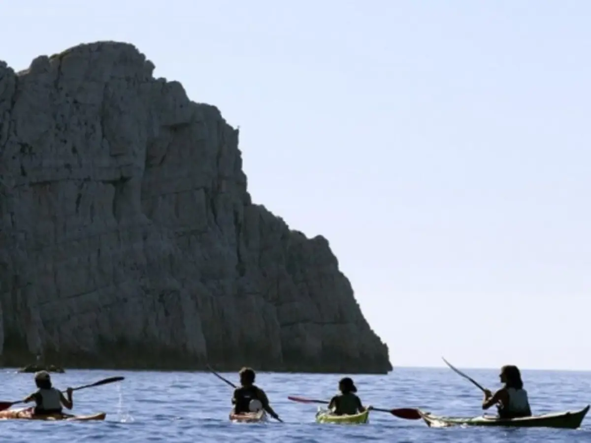 Randonnée dans le Parc National des Calanques en Kayak